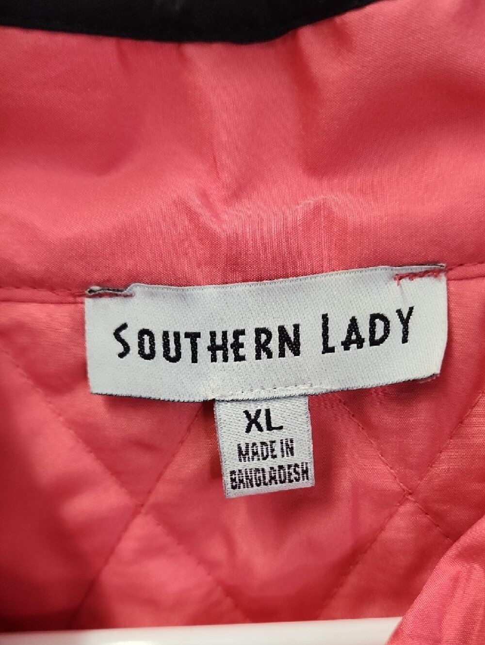 Southern Lady Quilted Coral Pink Sleeveless Vest - Picture 2 of 6